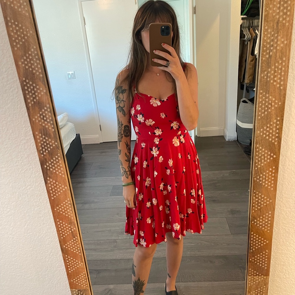 Red floral sweetheart midi dress